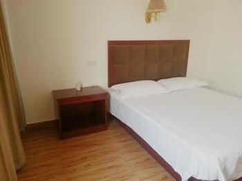 Wuhan Tianlun Holiday Hotel 外观 照片