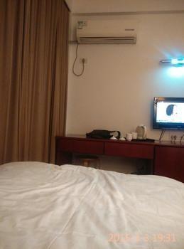 Wuhan Tianlun Holiday Hotel 外观 照片